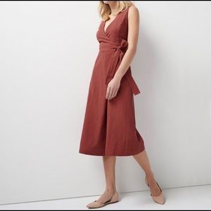 RW&CO Adelyn Rae Rust Red Linen Jumpsuit - S, NWT